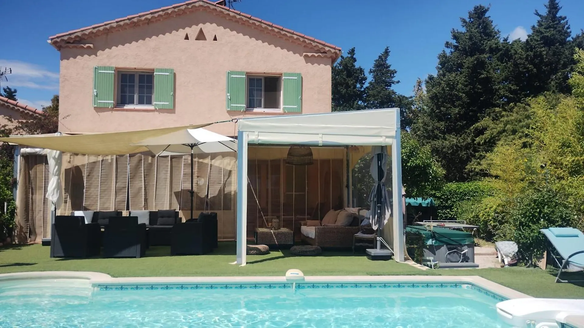La Bastide Neuve Des Oliviers contacts